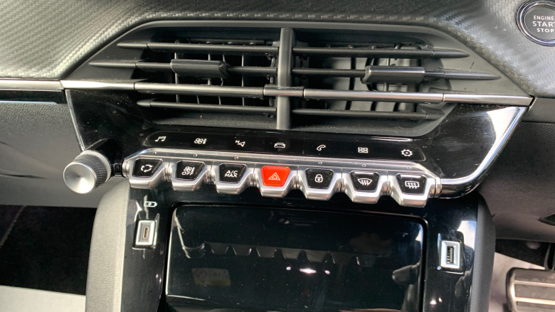 Peugeot 208 1.2 PureTech 100 GT 5dr EAT8 Petrol Hatchback